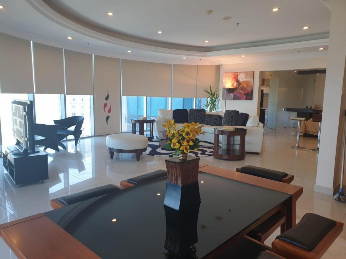 כוויית Costa Del Sol Hotel By Arabian Link מראה חיצוני תמונה