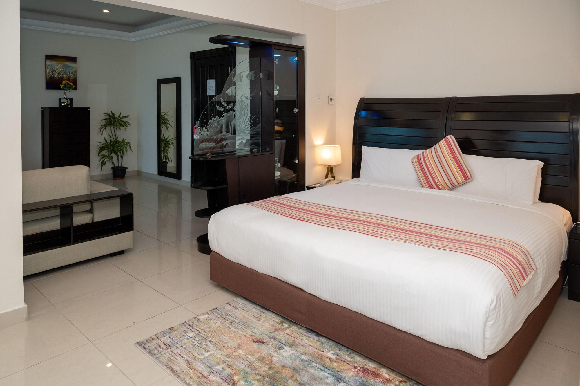 כוויית Costa Del Sol Hotel By Arabian Link מראה חיצוני תמונה