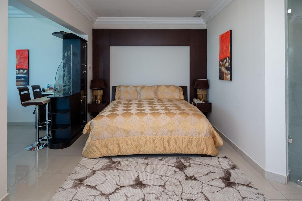 כוויית Costa Del Sol Hotel By Arabian Link מראה חיצוני תמונה