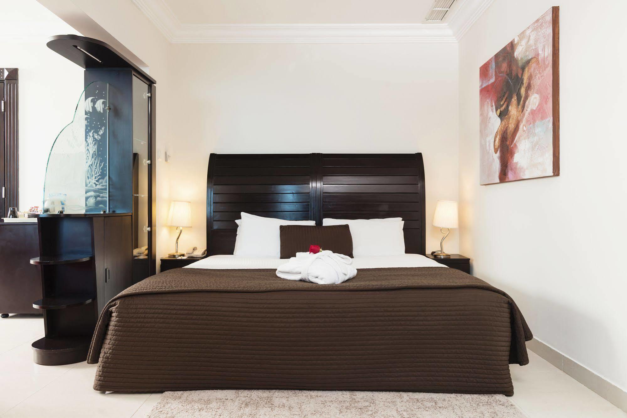 כוויית Costa Del Sol Hotel By Arabian Link מראה חיצוני תמונה